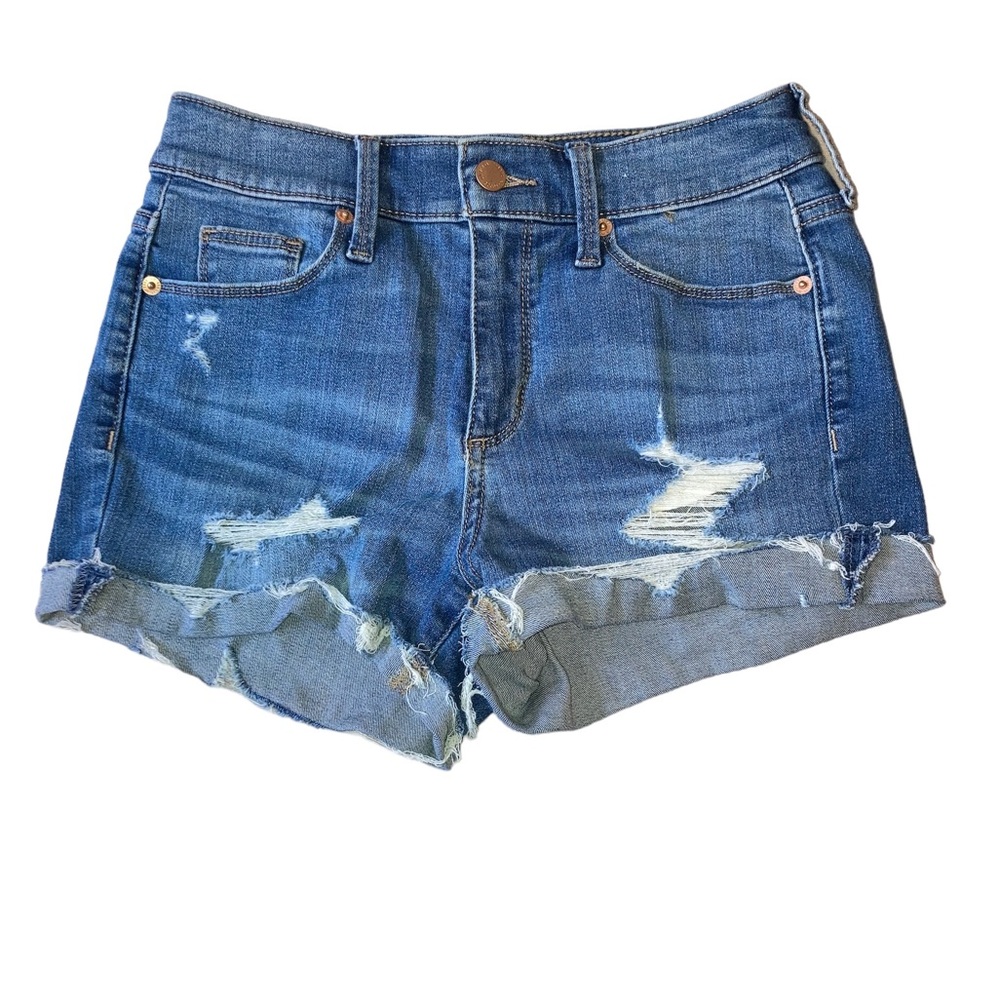 Universal Thread Women’s Distressed Blue Denim Jean Shorts